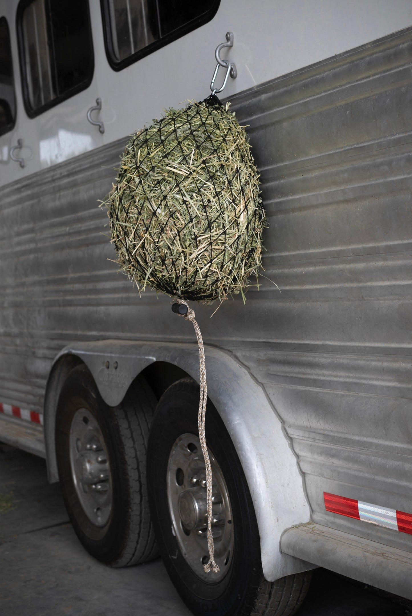 USED Hay Chix® Quarter Bale Net