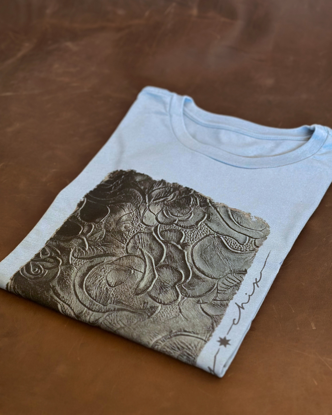 Hay Chix Roses Graphic Tee